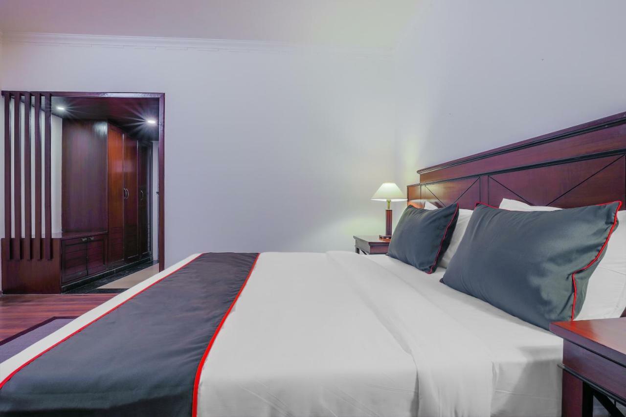 Collection O 40310 Devasthali Hotel Majorda Ngoại thất bức ảnh